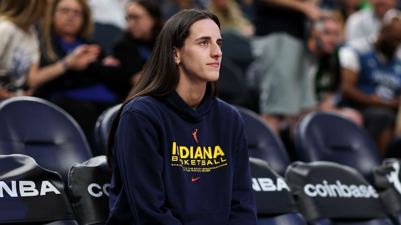Clark은 Collier는 WNBA 리더십에 대해 ‘유효한 포인트’를 만들었다 고 말했다